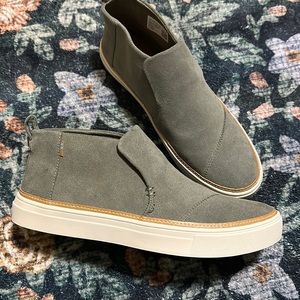 Brand New Toms Booties Olive 10